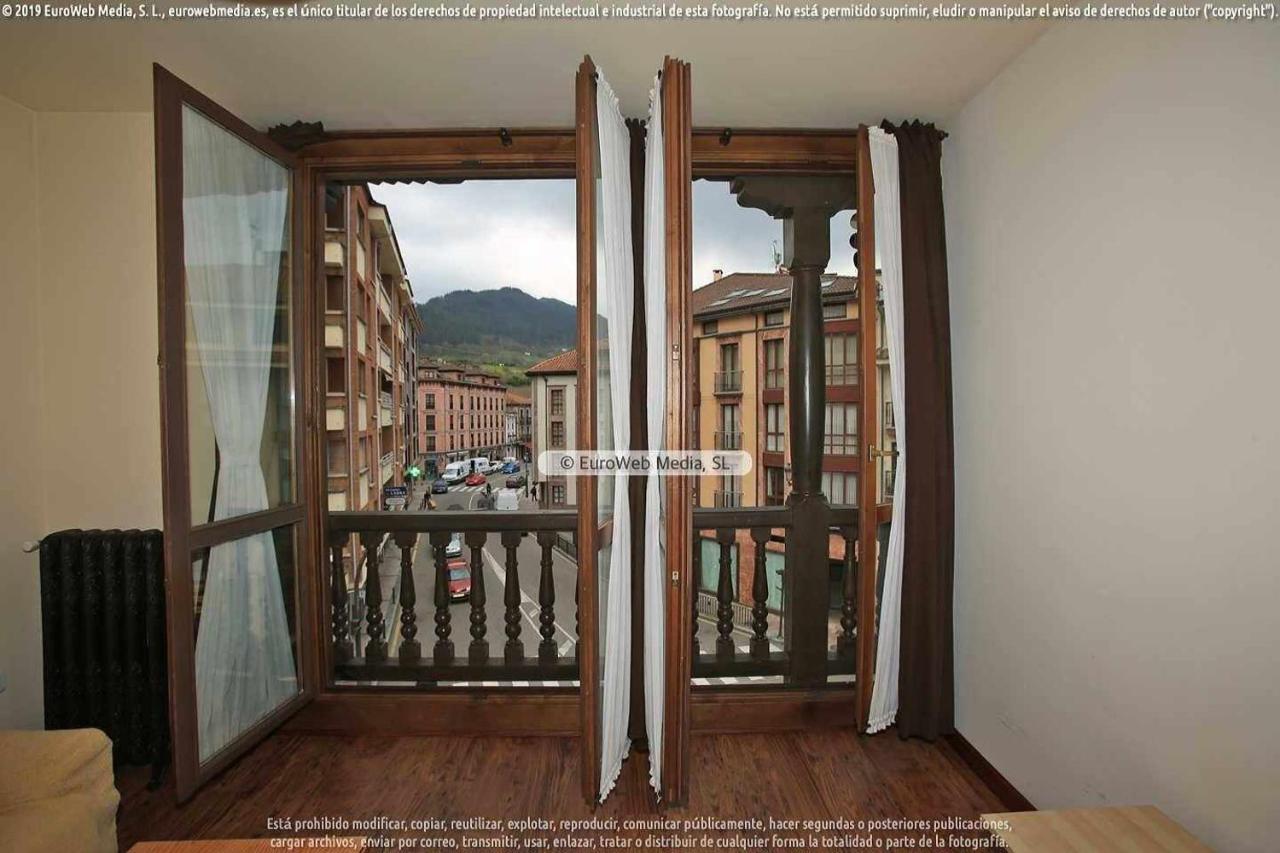 Apartamento Apartamento 6 a orillas del rio sella Onís Exterior foto